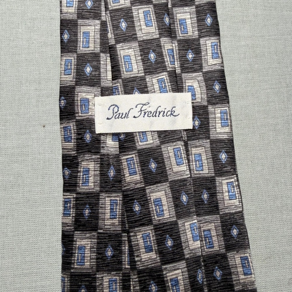 Paul Fredrick Necktie Mens OS Black Silver Blue Excellent Geometric Silk Tie - Picture 2 of 2